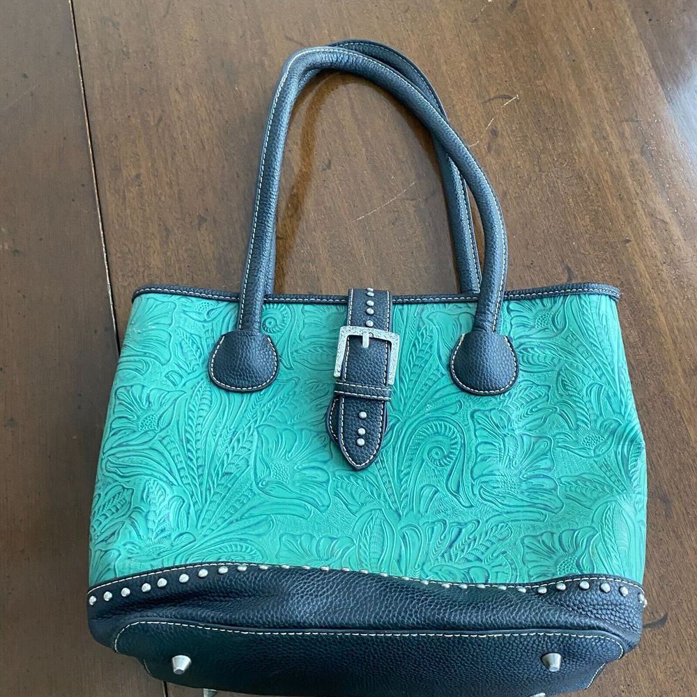Trinity Ranch Women's Green Black Leather Textured Zipper Pockets Shoulder Purse